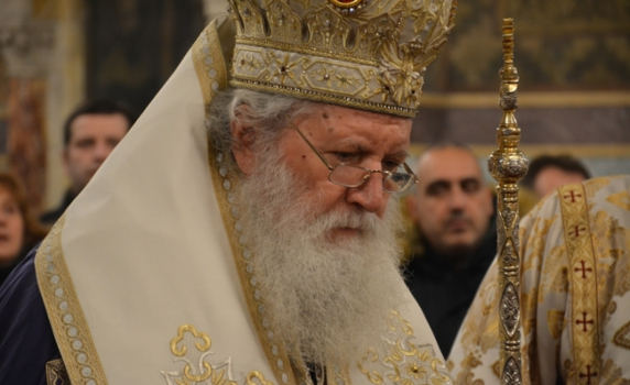 Патриарх Неофит: Празникът на светото Богоявление идва, за да ни укрепи и да ни призове към дела на добротворство и деятелна любов
