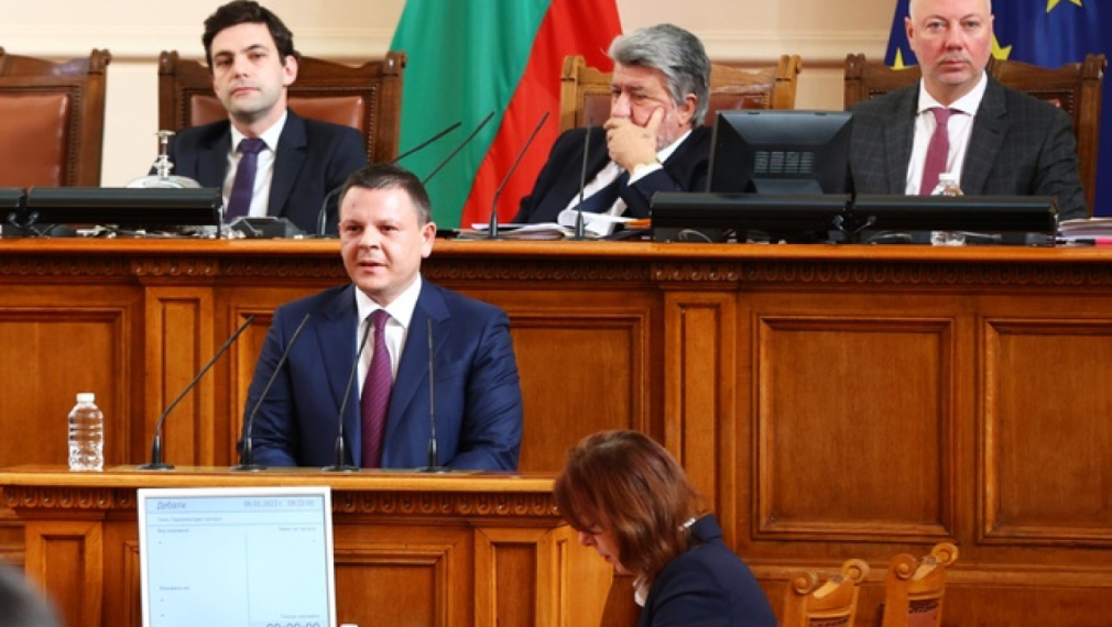 Христо Алексиев: Нашата политика е „Лукойл“ да плаща данъци в България