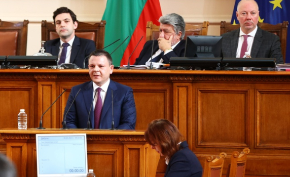 Христо Алексиев: Нашата политика е „Лукойл“ да плаща данъци в България