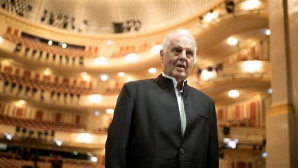 Даниел Баренбойм се оттегля от поста на музикален директор на Берлинската опера заради заболяване