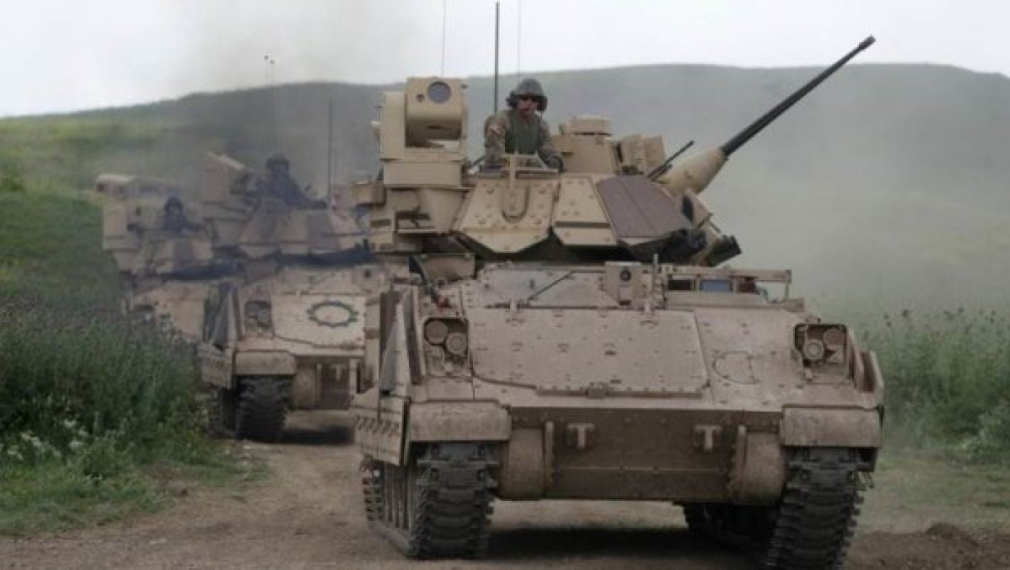 САЩ доставят през България на Киев "убийците на танкове" "Брадли"
