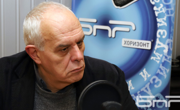 Андрей Райчев: На Борисов му остава да махне само връзката между ПП и ДБ