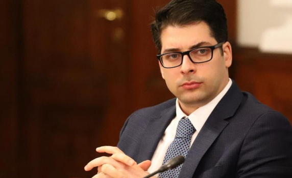 Енергийната комисия задължи до 31 март Пеканов да предоговори Плана за възстановяване