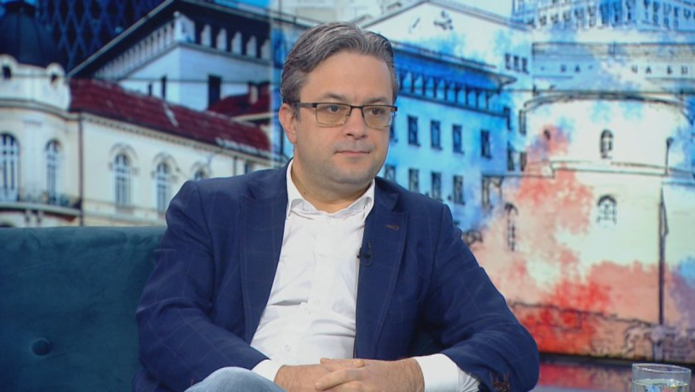 Тома Биков: ДБ е реалистичният вариант за третия мандат. Трябва да знаем дали Nexo има връзка с политическия живот у нас