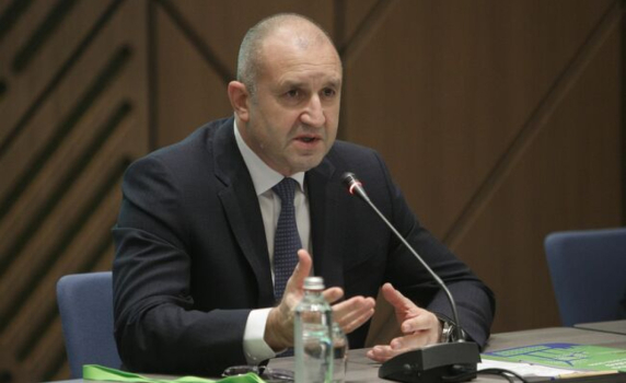 Радев: България не може да си позволи повече безвремие, разработването на енергийна стратегия е отговорност на всички нас