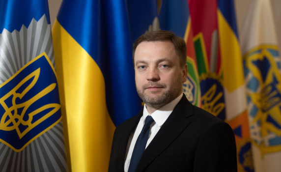 Ръководството на МВР на Украйна загина при катастрофа с хеликоптер. Сред жертвите има и деца