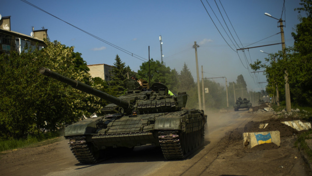 Американски официални лица съветват Украйна да изчака с офанзивата