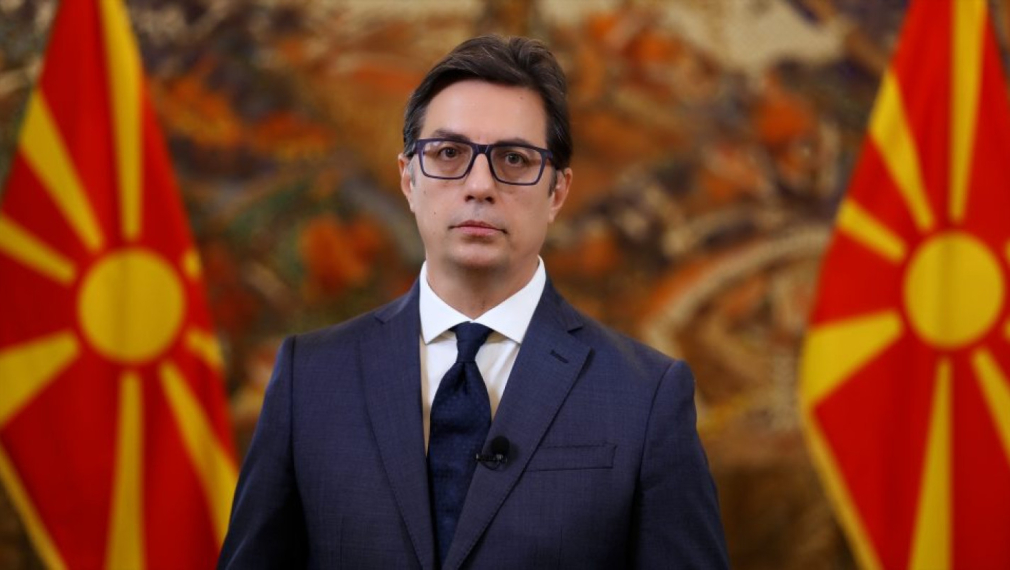 Пендаровски предложил да бъде забранен достъпът до Северна Македония на „един евродепутат и няколко други лица от България”