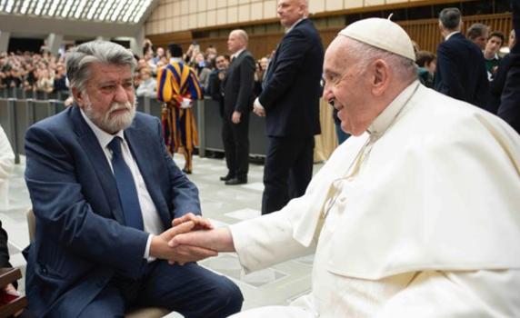 Вежди Рашидов бе приет за лична среща от папа Франциск във Ватикана
