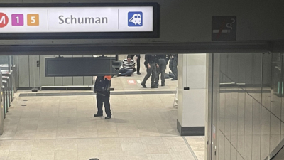  Полицаи арестуват нападателя в брюкселската метростанция Шуман Снимка АПБелгийската прокуратура
