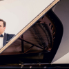 Симеон Гошев пристига с роял "Бьозендорфер" за концерта си в неделя