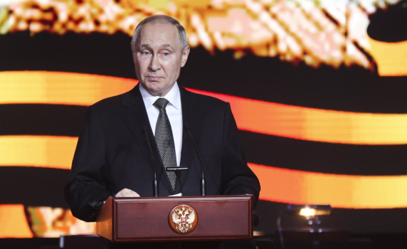 Путин: Западът трябва да разбере, че Русия ще отговори на танковете не само с бронирани машини