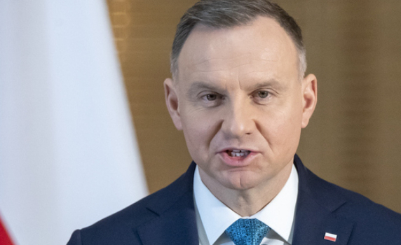 Полският президент е готов да построи нова Желязна завеса "чак до облаците"