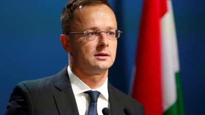 Петер Сиярто Унгарският външен министър обвини посланика на САЩ в
