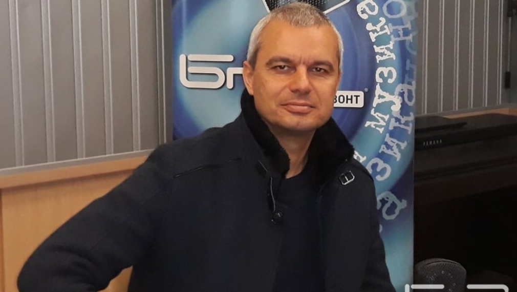Костадинов с писмо до СЕМ, иска да спрат политическия натиск над Волгин