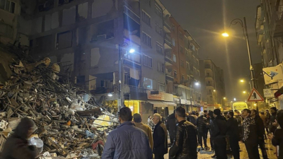 Близо 1400 са вече загиналите при земетресението в Сирия и Турция, сред тях и сестра на сирийския премиер