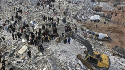 Руските военни в Сирия се включиха в разчистването на руините и издирването на оцелели след земетресението