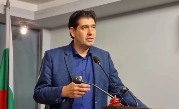БСП - София: България се нуждае от радикална трансформация
