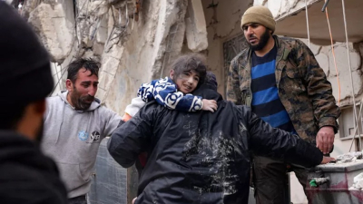 Момиченце спасено в Джандарис Сирия след земетресението Снимка  Рами Ал Саид