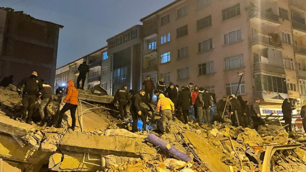 Над 15 000 вече са жертвите на земетресението в Турция и Сирия