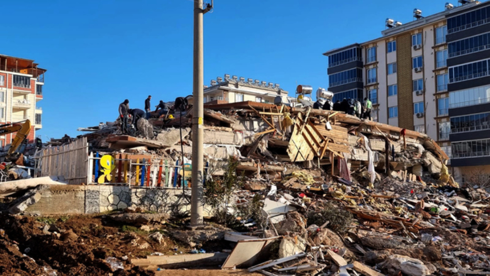 Катастрофалните земетресения в Турция, засегнали тежко и Сирия, са отнели