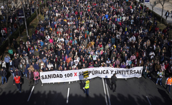 Огромен протест на здравни работници в Мадрид срещу състоянието на здравната система
