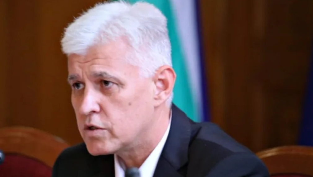 Министър Стоянов за Христо Иванов: Не се справи с правосъдната реформа, сега посяга към армията