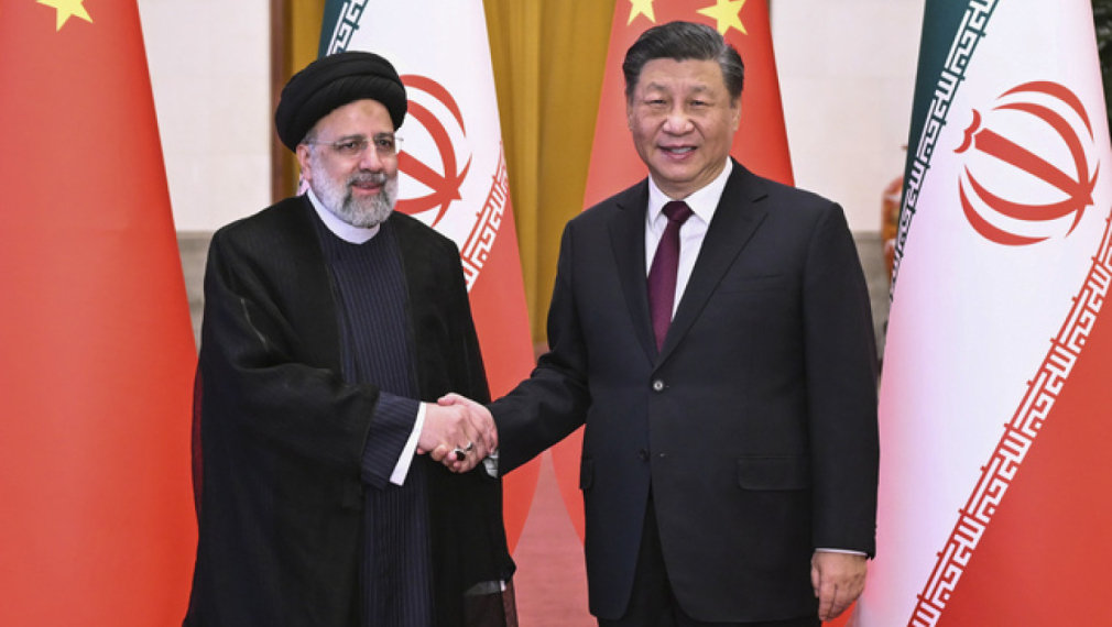 Си Цзинпин и Раиси призоваха за премахване на санкциите срещу Иран