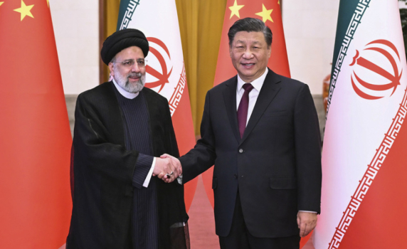 Си Цзинпин и Раиси призоваха за премахване на санкциите срещу Иран