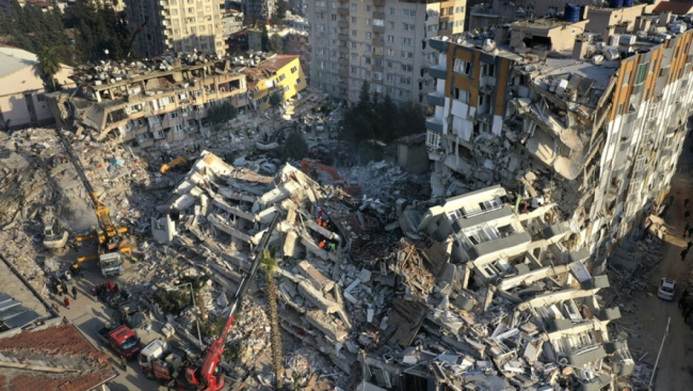 Общият брой на хората, загинали при разрушителното земетресение в Турция,
