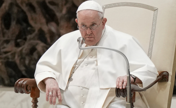 Папа Франциск национализира собствеността на всички служби на Ватикана