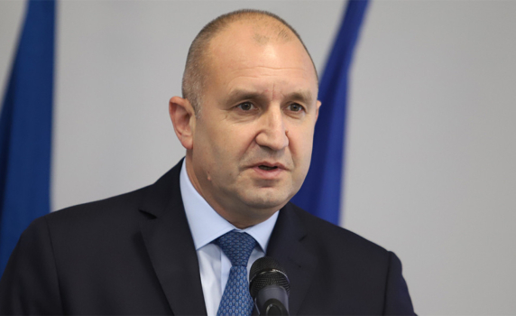 Румен Радев: Целта на присъединяването ни към еврозоната е българите да живеят по-добре