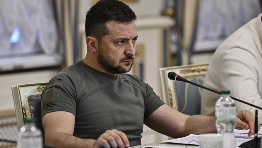 Зеленски уволни командира на украинските сили в Донбас