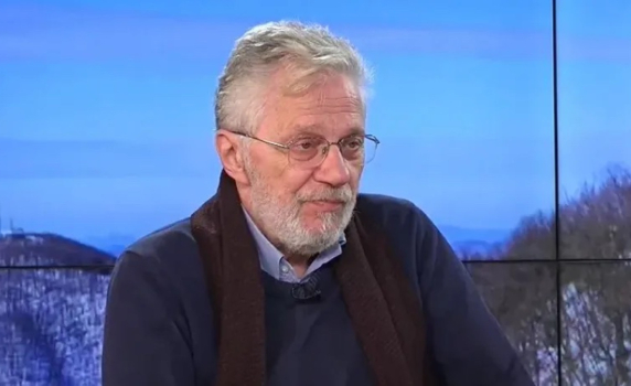 Актьорът Георги Новаков: Постъпката на Александър Морфов е хлапашка. Добре, че не е имал шише с водка