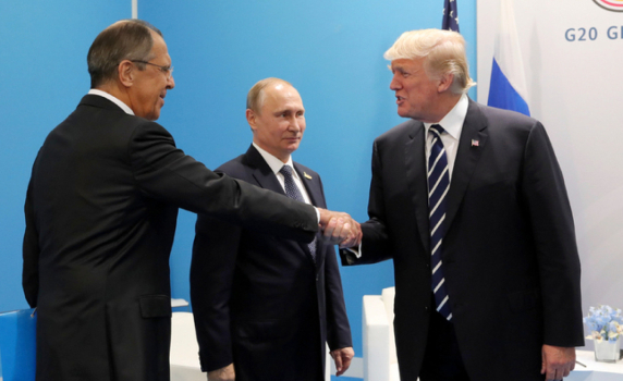 "Дейли телеграф": Тръмп казва, че би позволил на Путин да анексира част от Украйна, за да спре войната