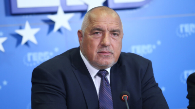 Ихтиман стана поредна предизборна спирка от лидера на ГЕРБ Бойко