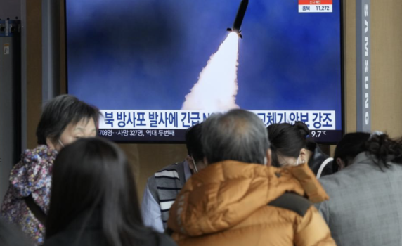 Северна Корея съобщи, че е изстреляла две стратегически крилати ракети от подводница