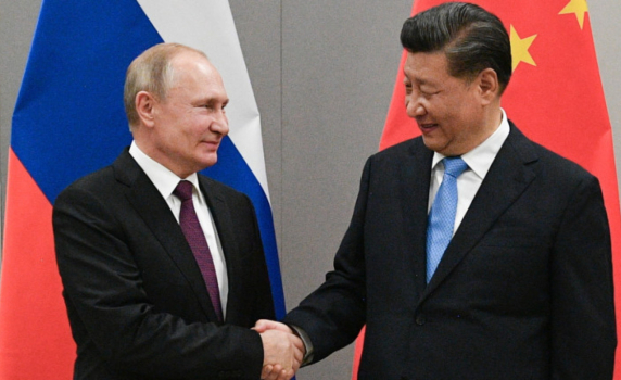 Си Дзинпин отива в Москва за среща с Путин