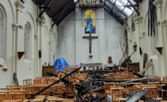 Рязко увеличаване на антихристиянската агресия в Европа, за пет години във Франция са опожарени 29 църкви