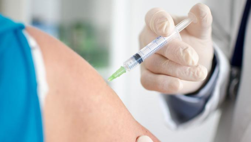 "Файненшъл таймс": "Пфайзер" се съгласи да преразгледа договора за ваксината срещу Ковид в ЕС