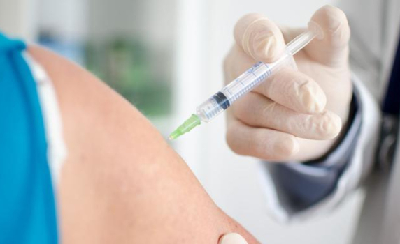 "Файненшъл таймс": "Пфайзер" се съгласи да преразгледа договора за ваксината срещу Ковид в ЕС