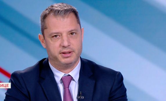Делян Добрев: Заради бюджета на Асен Василев може да се стигне до черните сценарии