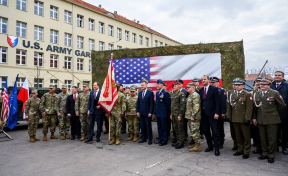 В Полша бе разположен първи гарнизон на американската армия на източния фланг на НАТО