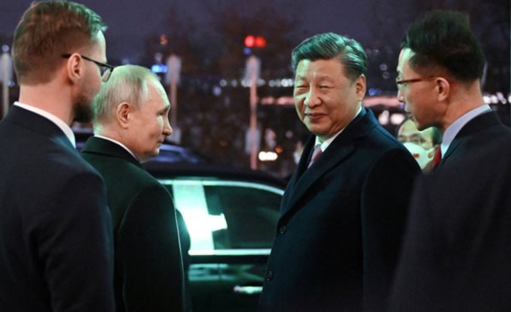 Си Дзинпин към Путин: Предстои промяна, която не се е случвала от 100 години. Пази се, скъпи приятелю! (видео)