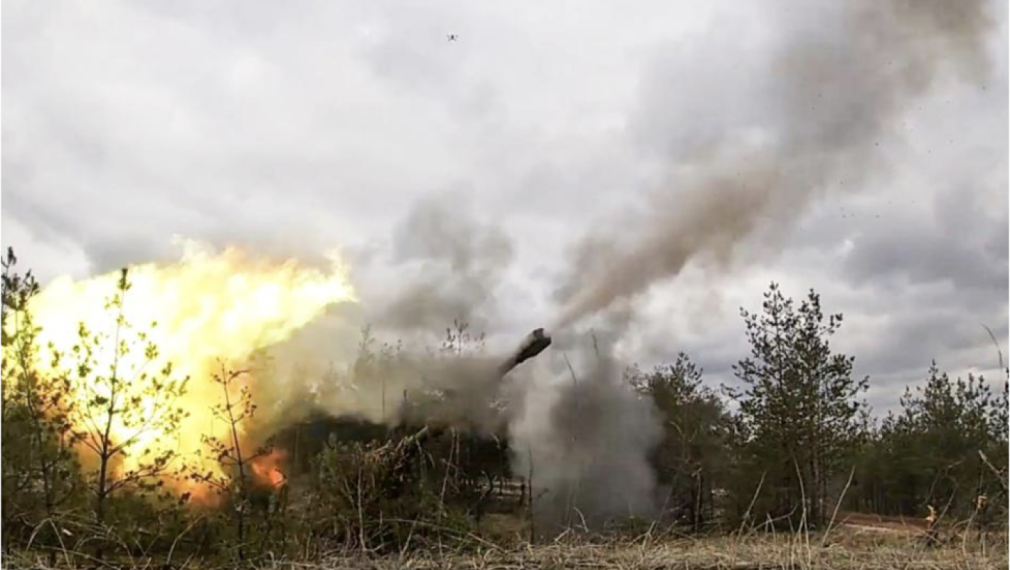 Въоръжените сили на Русия удариха два хангара с въоръжение и