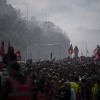 Блокади и сблъсъци в големите градове на Франция (видео)
