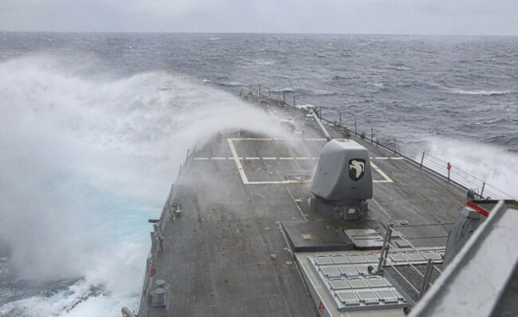 Китай твърди, че отново е прогонил американски военен кораб в Южнокитайско море