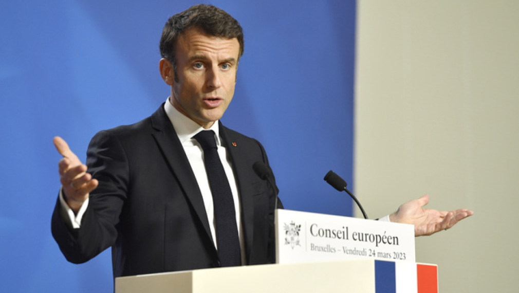 Президентът на Франция заяви, че осъжда силно насилието, избухнало по