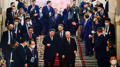 Китайският президент Си Дзинпин и руският президент Владимир Путин на
