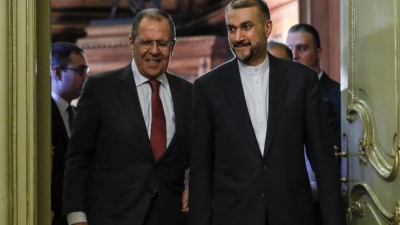 Външните министри на Русия и Иран разкритикуваха оръжейните доставки на